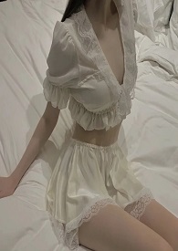 �����ܱ���